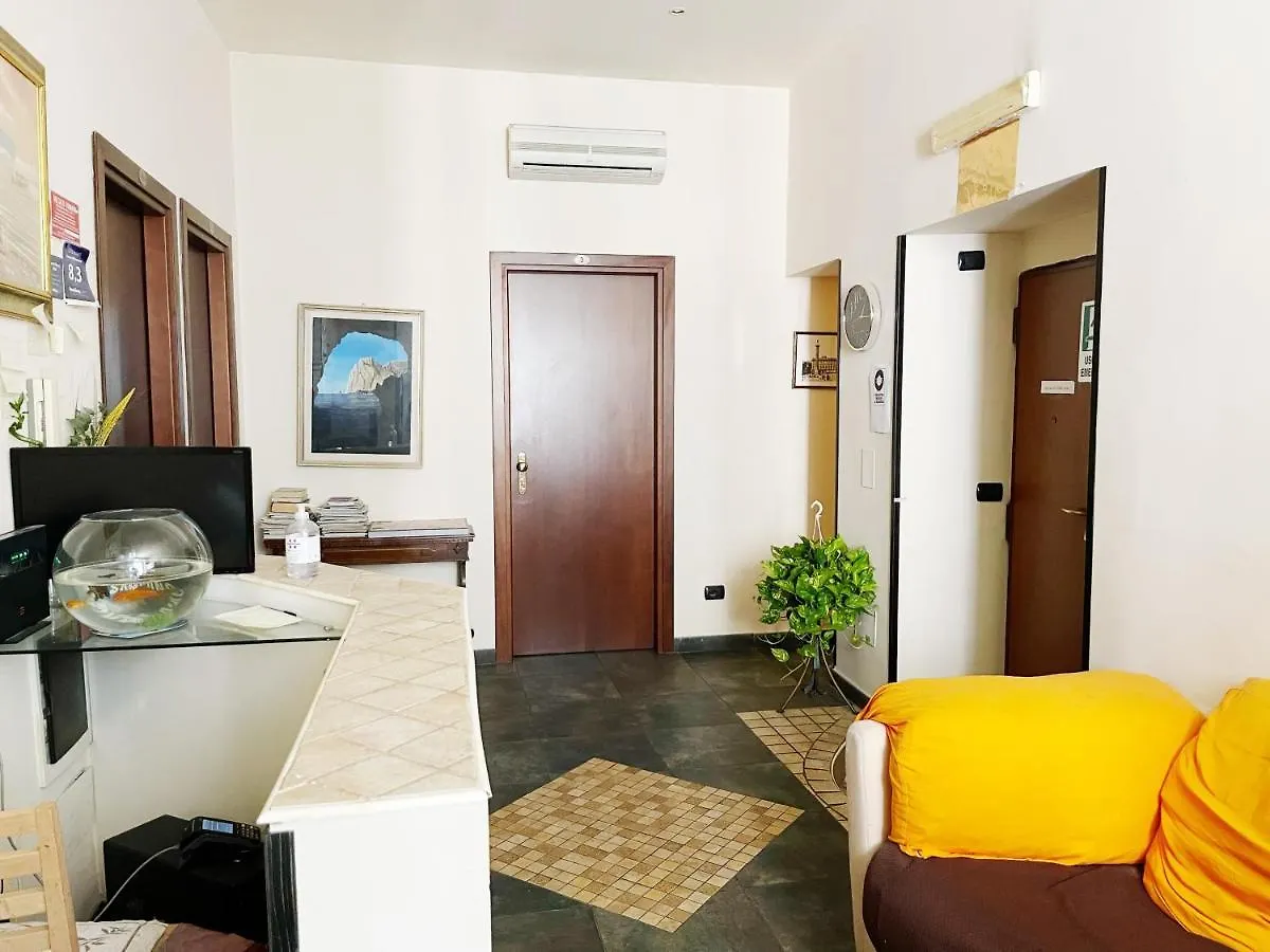 Clarian Affittacamere Rome Bed & Breakfast